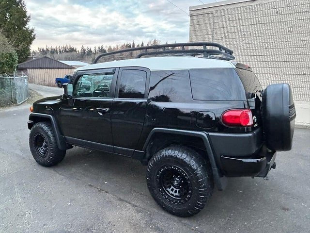 2009 Toyota FJ Cruiser 4WD in Kirkland, WA (photo 4)