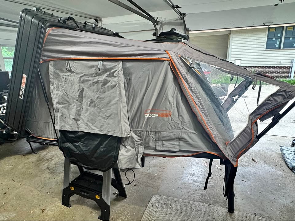 Roofnest Condor rooftop tent in Chagrin Falls, OH (photo 1) — photo 1