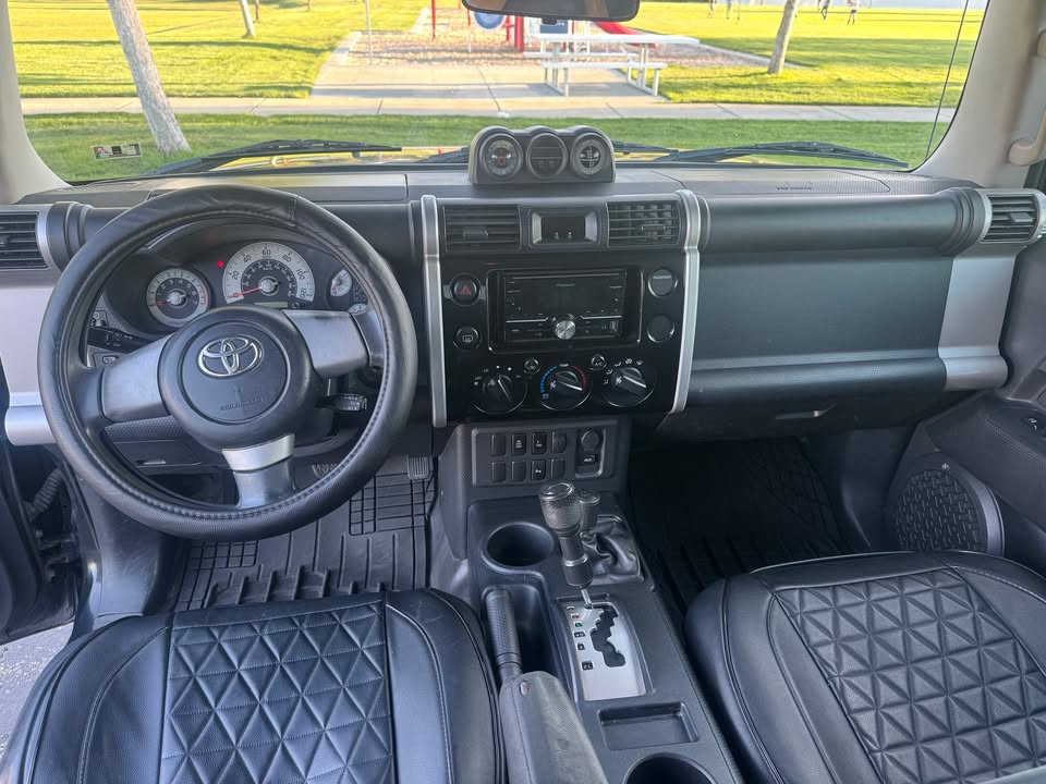 2008 Toyota FJ Cruiser in Logan, UT (photo 5) — photo 5