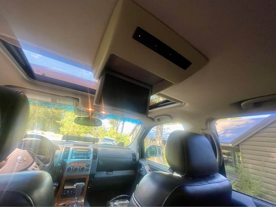 2005 Nissan Pathfinder · LE 4x4 runs strong in Nevada City, CA (photo 5) — photo 5