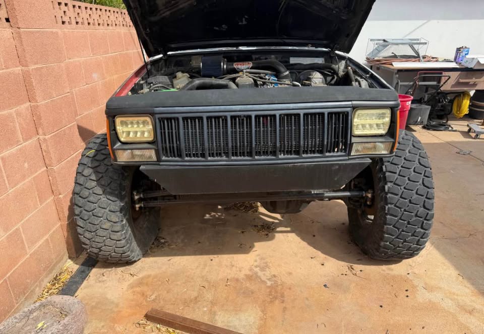 1992 jeep Cherokee xj in Scottsdale, AZ (photo 5) — photo 5