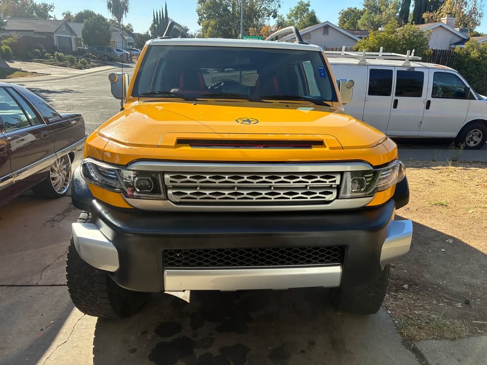 2008 Toyota FJ Cruiser · Sport Utility 2D in Sacramento, CA (photo 5) — photo 5
