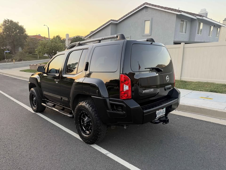 2011 Nissan Xterra · S Sport Utility 4D in Grand Terrace, CA (photo 5) — photo 5