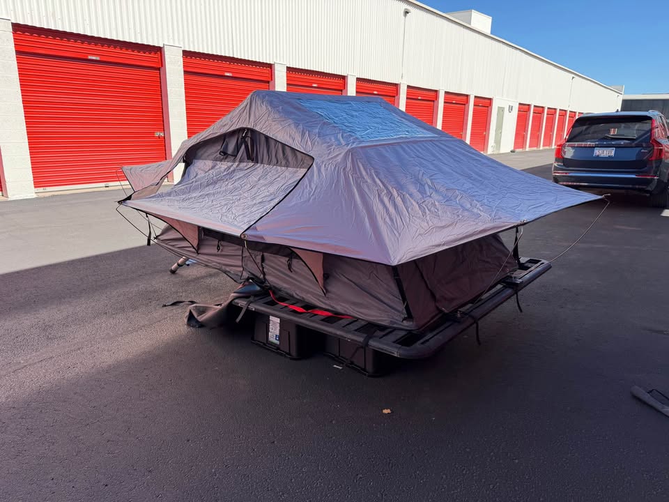 Smittybilt Overlander Roof Top Tent Gen 2 w/ rhino rack in Scottsdale, AZ (photo 5) — photo 5