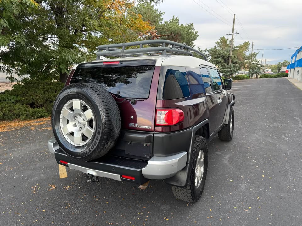 2007 Toyota FJ Cruiser · Sport Utility 2D in Denver, CO (photo 5) — photo 5