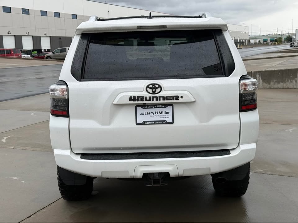 2018 Toyota 4Runner · SR5 Premium Sport Utility 4D in Salt Lake City, UT (photo 5) — photo 5