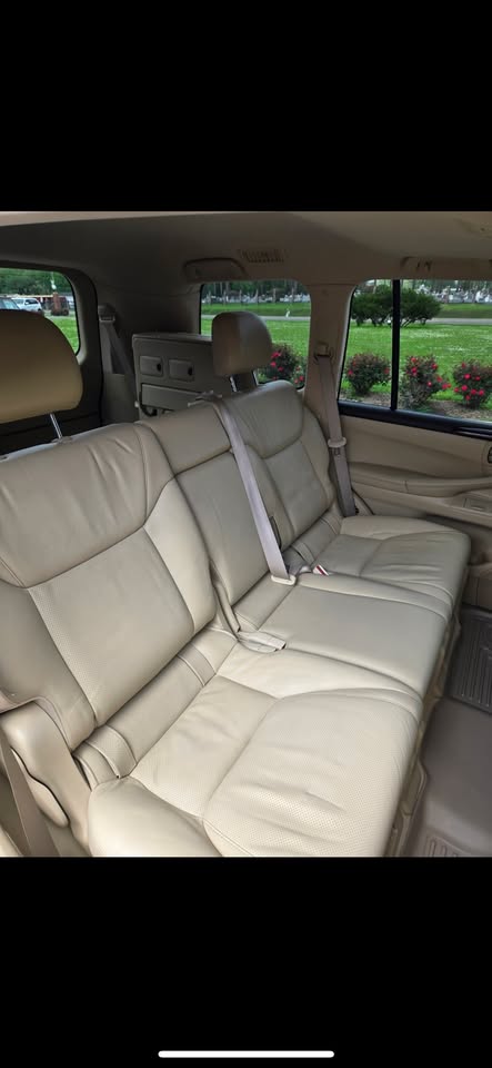 2010 Lexus LX 570 in Lehi, UT (photo 5) — photo 5
