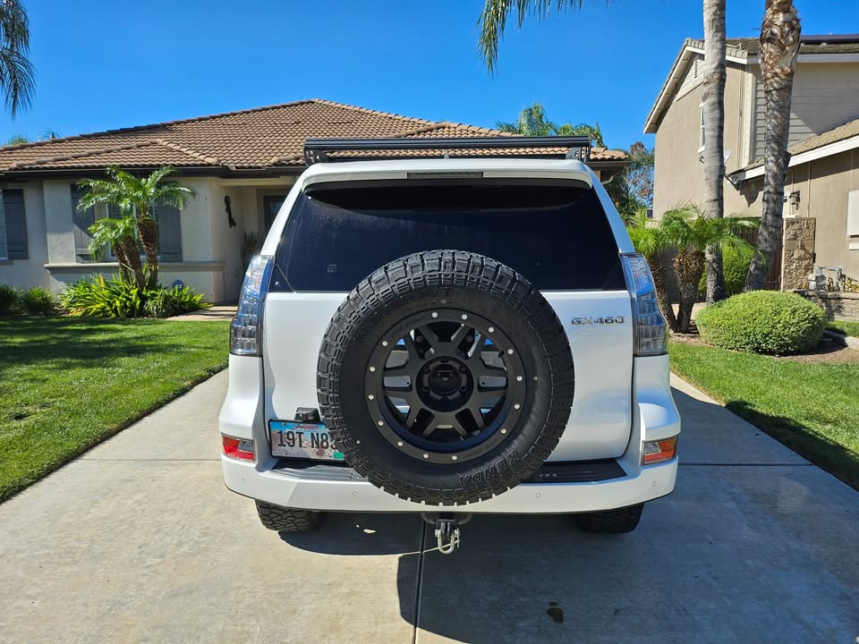 2022 Lexus gx460 in Eastvale, CA (photo 5) — photo 5