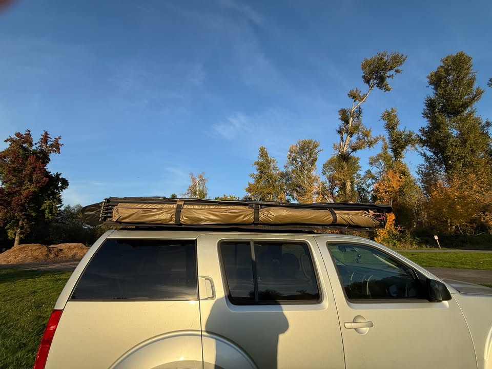 Rhino-Rack Batwing shade awning in Issaquah, WA (photo 5) — photo 5