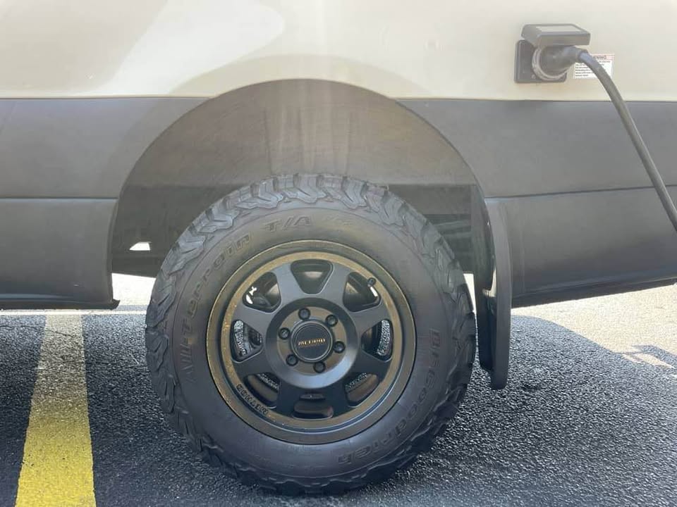 2023 Winnebago Revel 44e in Houston, TX (photo 5) — photo 5
