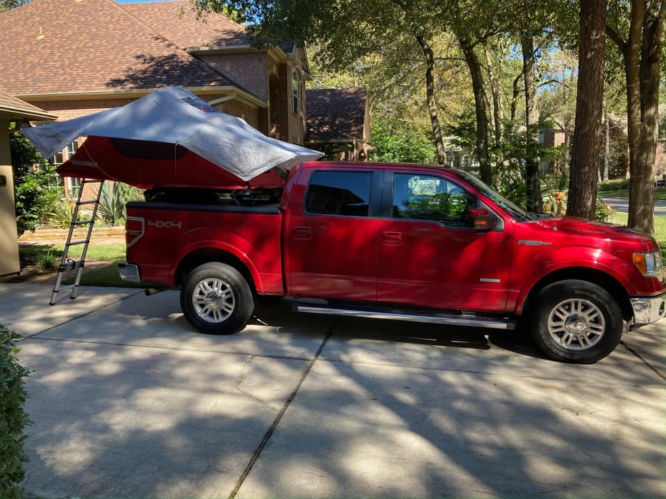 Yakima Skyrise Medium Rooftop Camping Tent in Spring, TX (photo 5) — photo 5