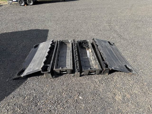 Decked drawer system 2006 Ford F250 6’9” bed — photo 3