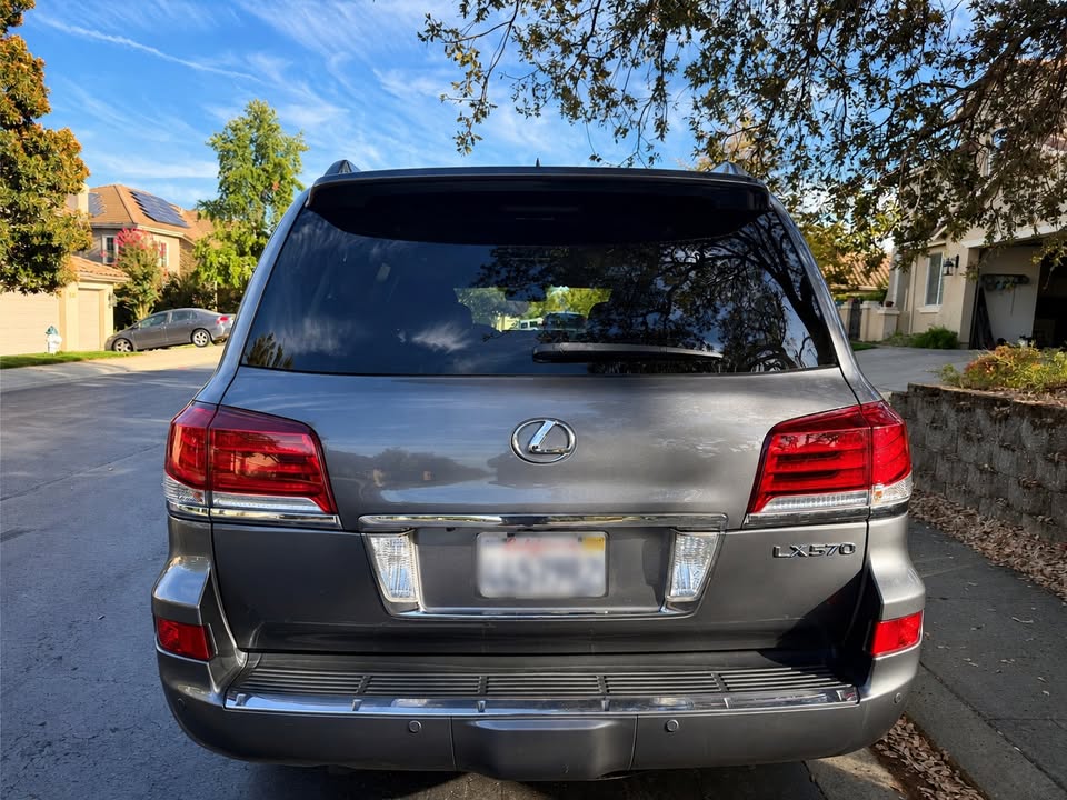 2015 Lexus LX · LX 570 Sport Utility 4D in El Dorado Hills, CA (photo 6) — photo 6