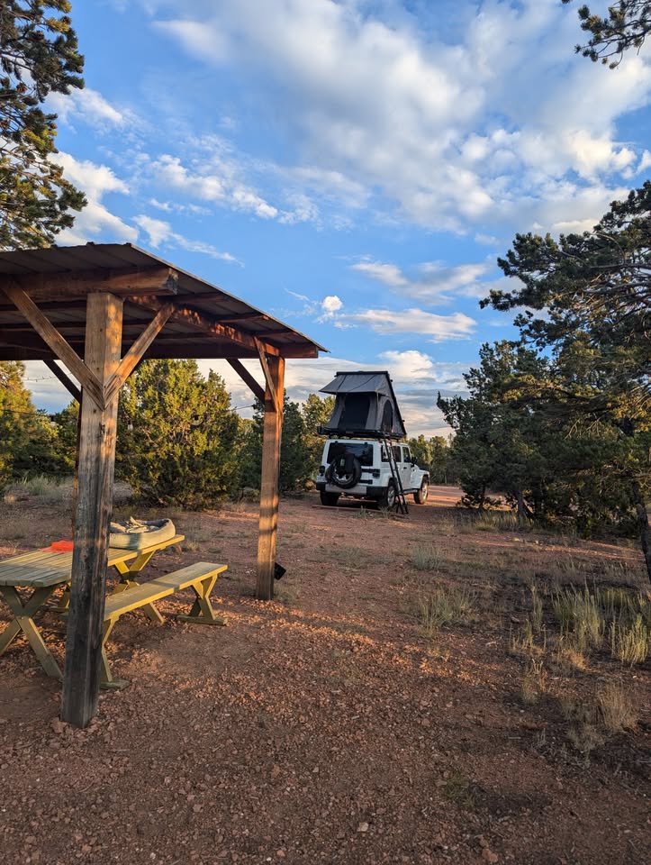 Overland Vehicle Systems Mamba III Hard-Shell Rooftop Tent in Los Gatos, CA (photo 6) — photo 6