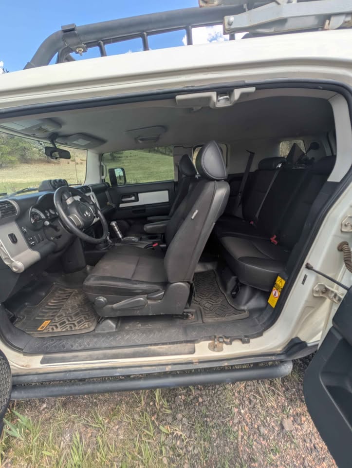 2008 Toyota FJ Cruiser · Sport Utility 2D in Colorado Springs, CO (photo 6) — photo 6