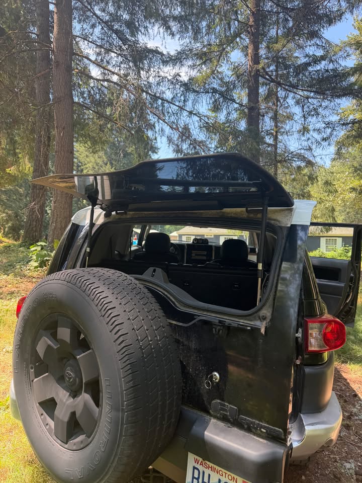 2007 Toyota FJ Cruiser in Maple Valley, WA (photo 6) — photo 6