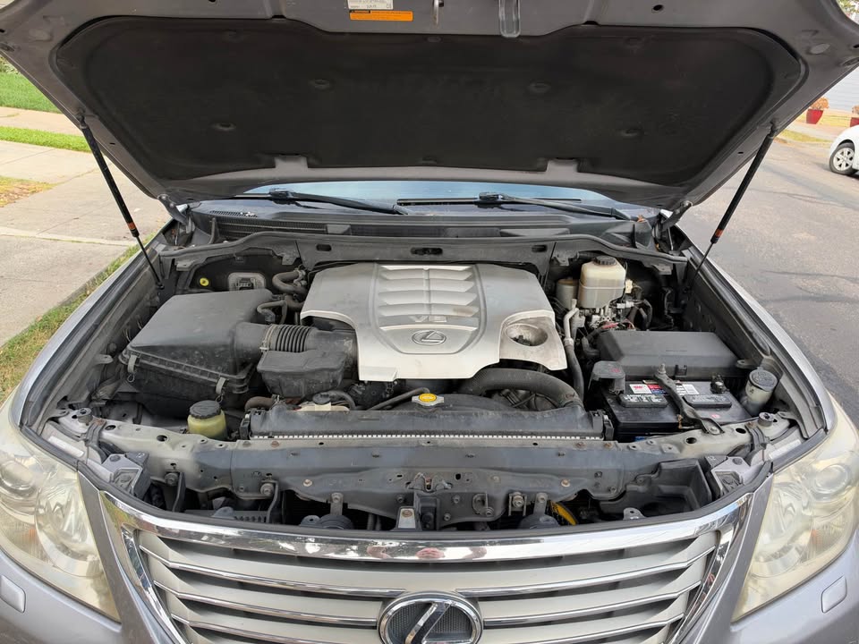 2010 Lexus LX · LX 570 Sport Utility 4D in Alameda, CA (photo 6) — photo 6