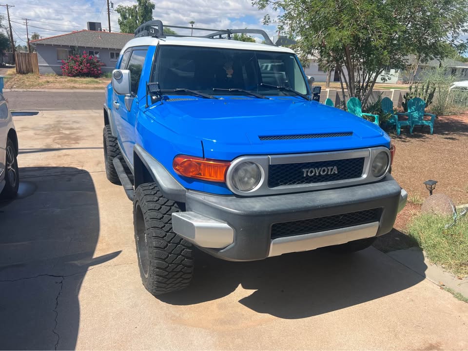 2007 Toyota FJ Cruiser · Sport Utility 2D in Surprise, AZ (photo 6) — photo 6