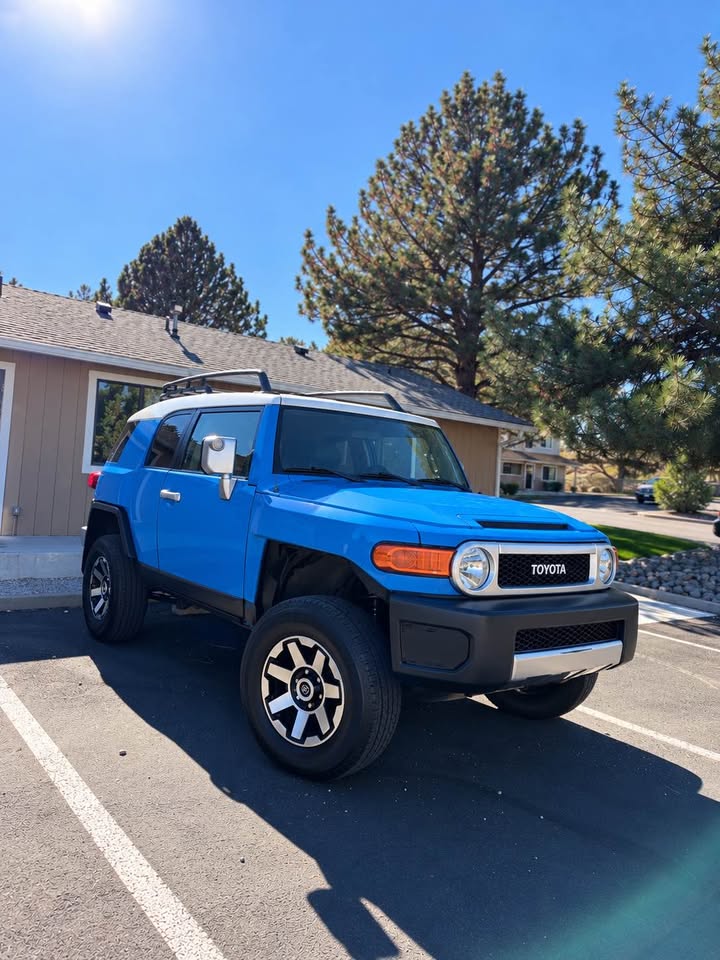 2007 Toyota FJ Cruiser · Sport Utility 2D in Reno, NV (photo 6) — photo 6