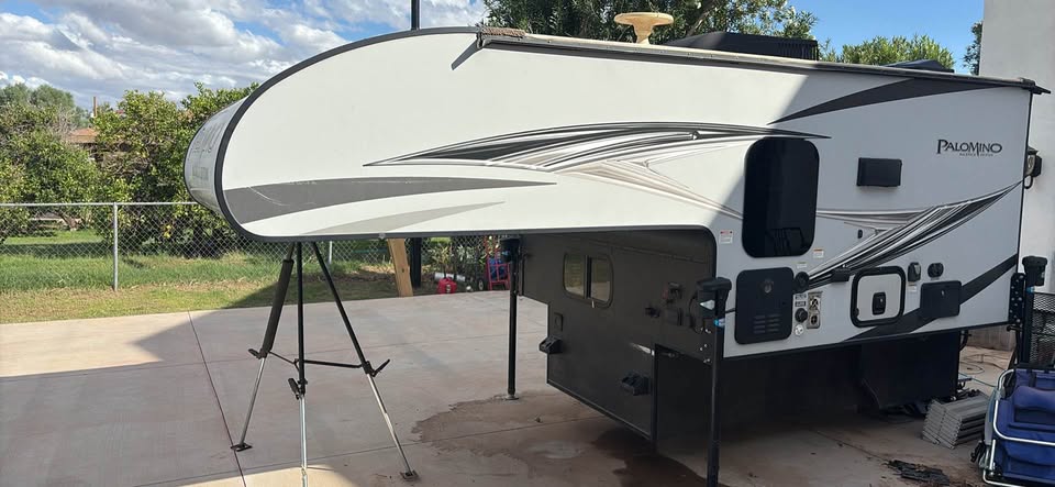 2019 Palomino Backpack Edition HS-750 Truck Camper in Mesa, AZ (photo 6) — photo 6