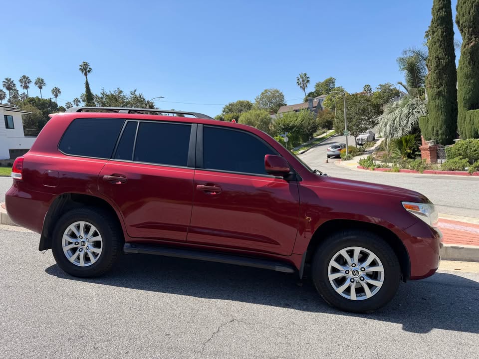 2008 Toyota Landcruiser · Sport Utility 4D in Los Angeles, CA (photo 6) — photo 6
