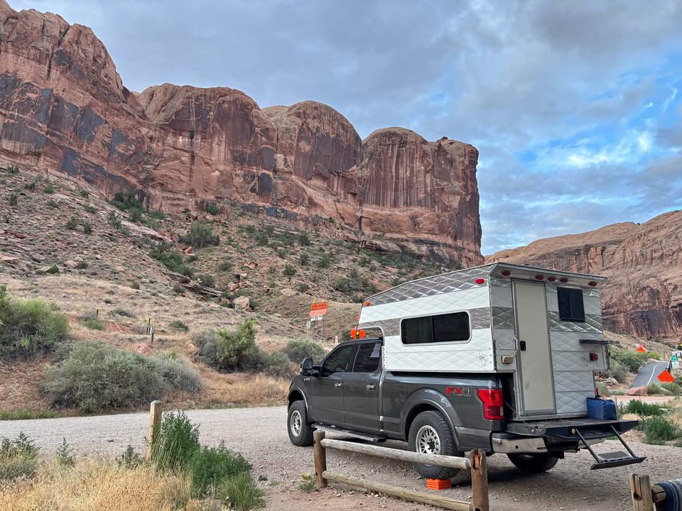 2012 Capri Retreat Truck Camper in Loveland, CO (photo 1) — photo 1