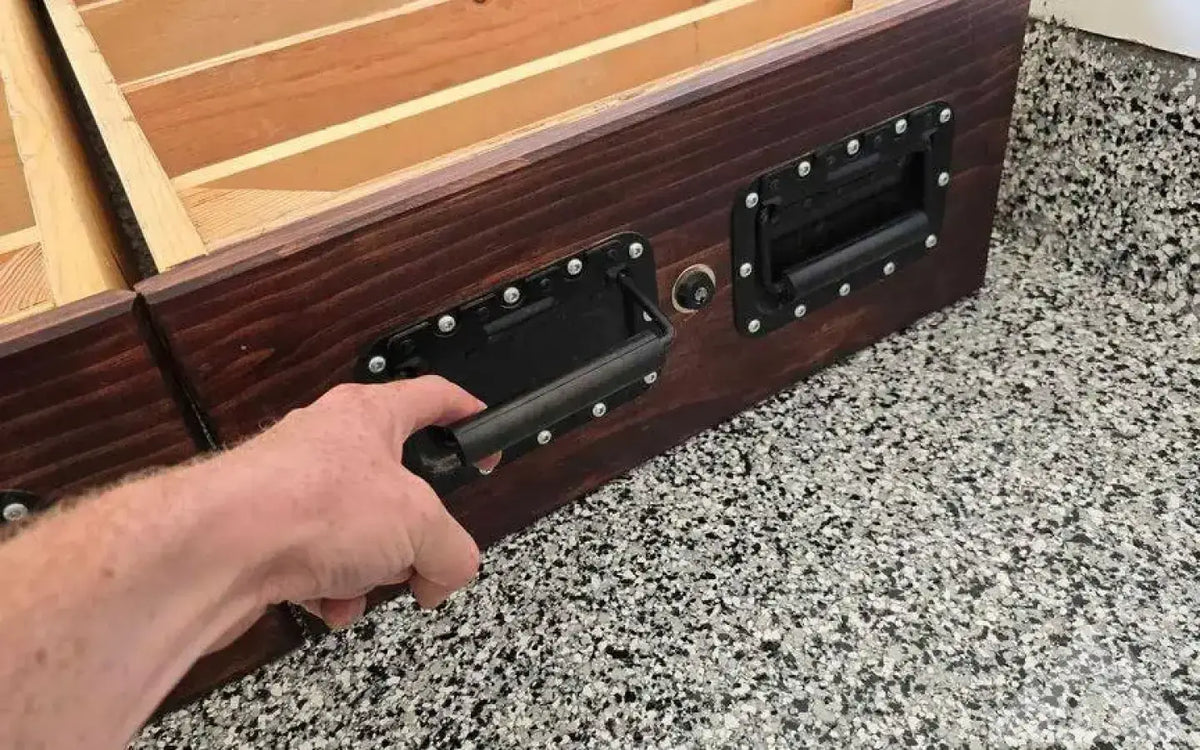 6ft Locking Bed Drawer System for truck bed — used drawer systems for sale (photo 4) — photo 4