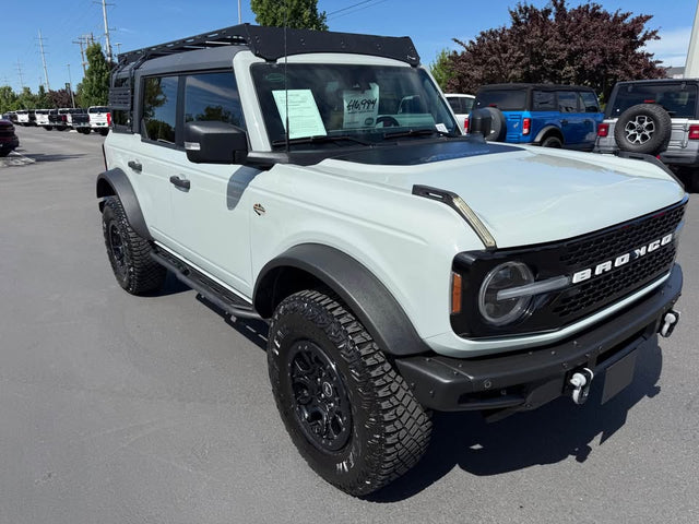 2022 Ford Bronco · Wildtrak Sport Utility 4D — photo 3