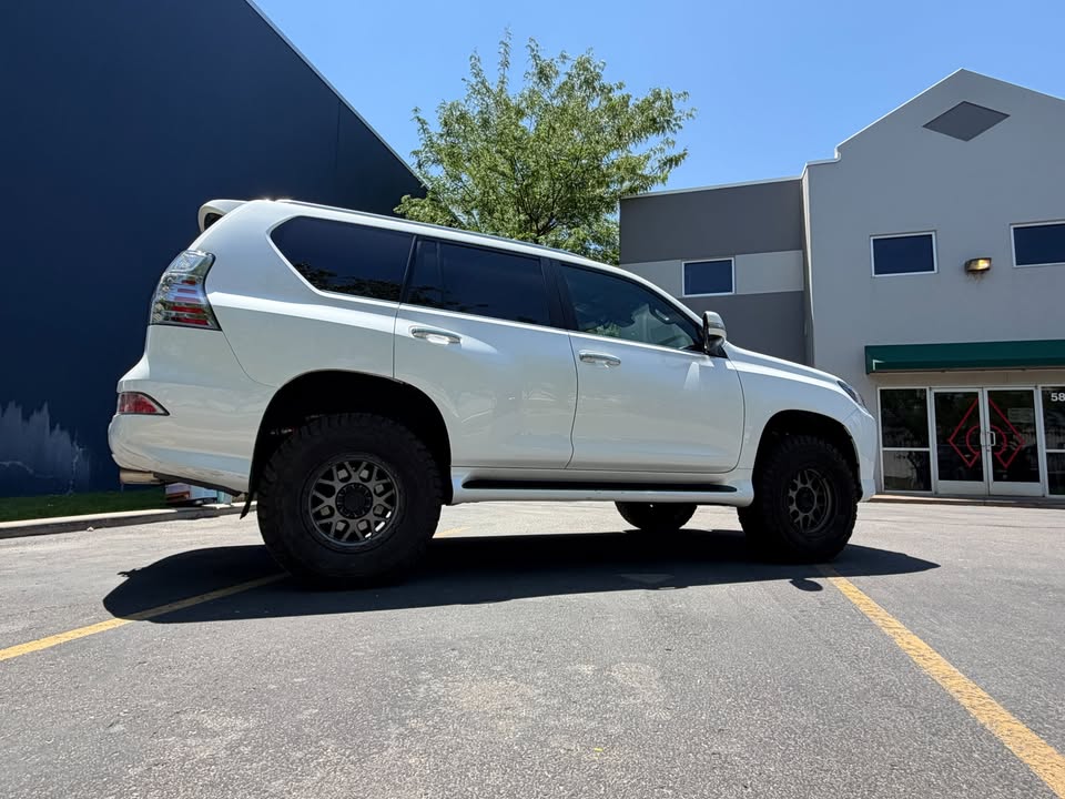 2020 Lexus gx460 in North Salt Lake, UT (photo 10) — photo 10