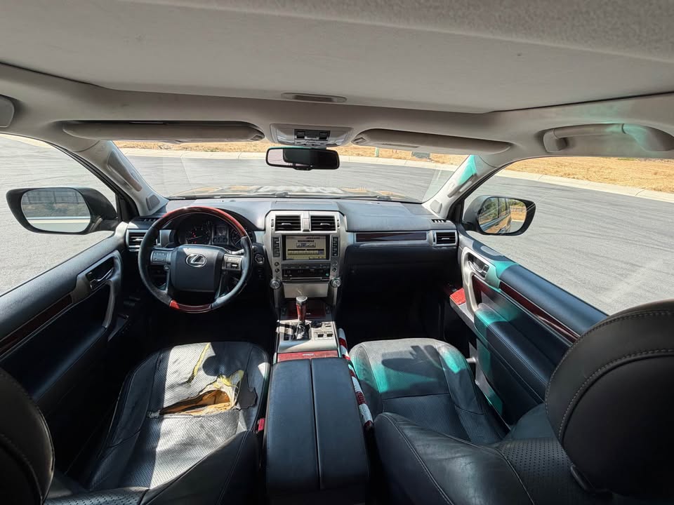 2011 Lexus GX460 in Grass Valley, CA (photo 7) — photo 7