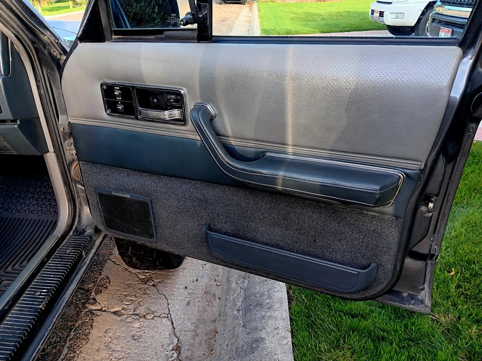 1989 Jeep Cherokee XJ Limited in Nampa, ID (photo 7) — photo 7