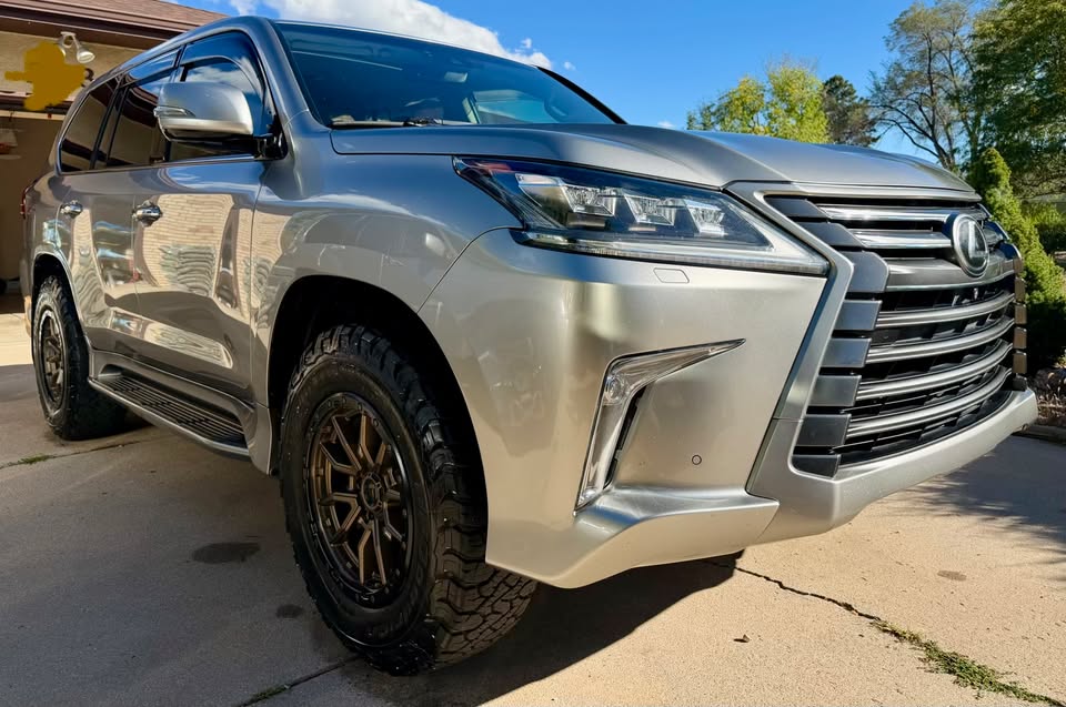 2017 Lexus LX · LX 570 Sport Utility 4D in Colorado Springs, CO (photo 7) — photo 7