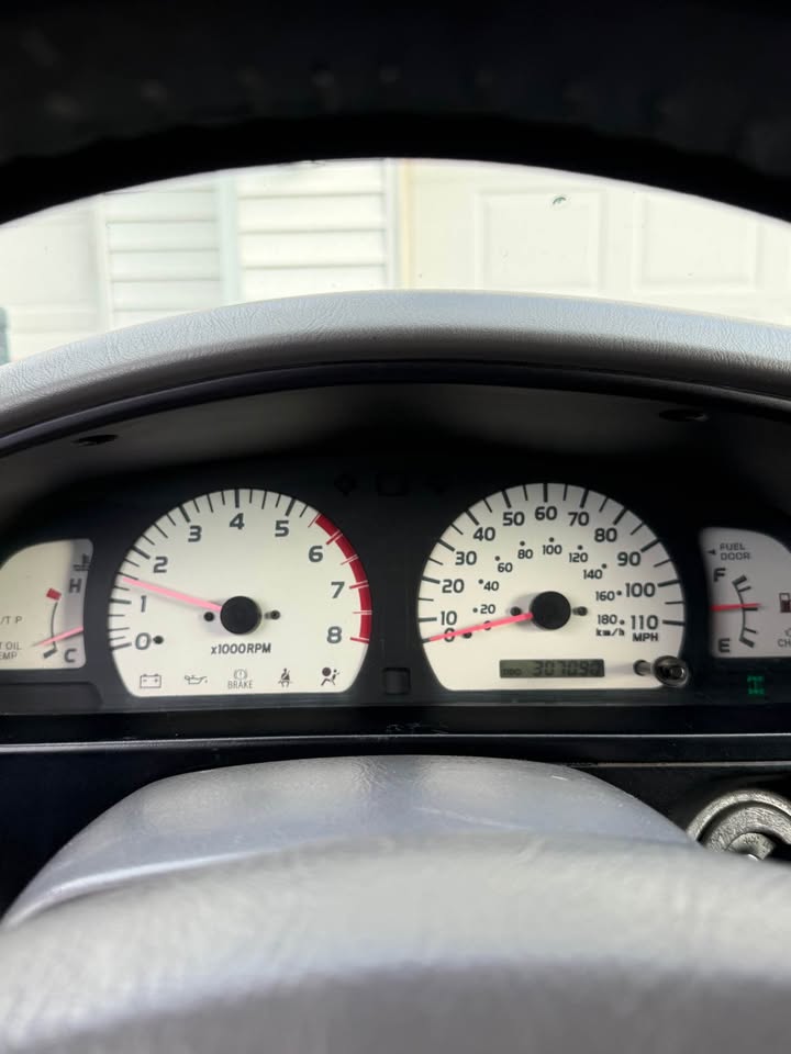 2001 Toyota Tacoma Limited 4x4 in Boise, ID (photo 7) — photo 7