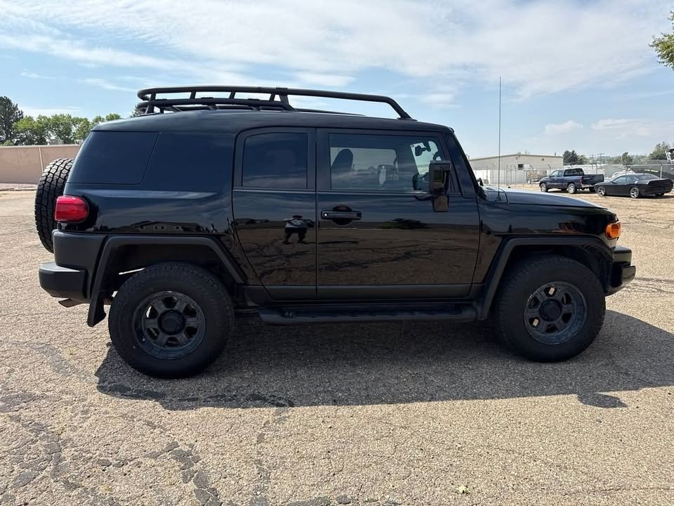 2014 Toyota FJ Cruiser in Greeley, CO (photo 7) — photo 7