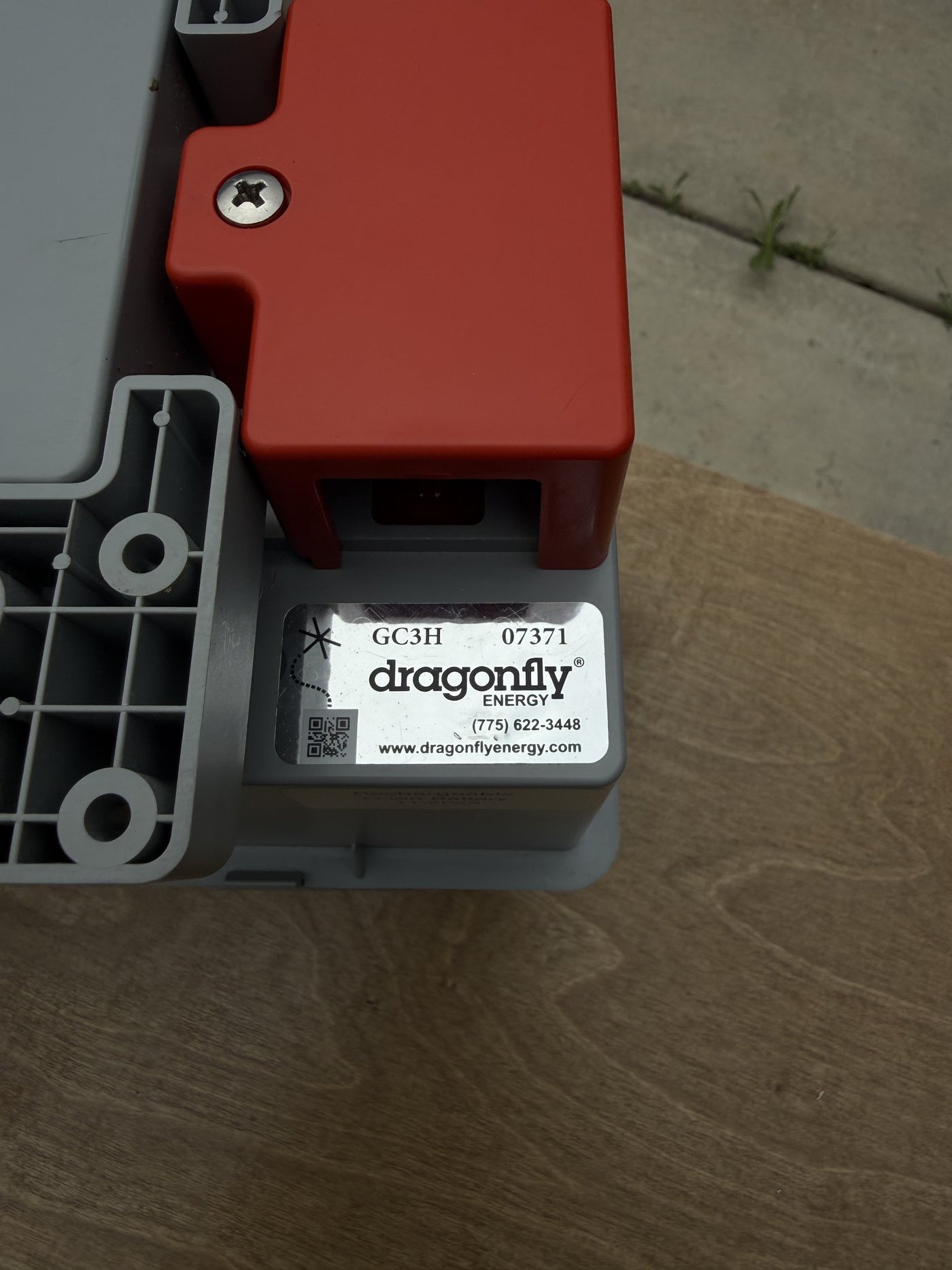 Dragonfly Energy manufacturer label on the battery reading GC3H serial 07371 — photo 3