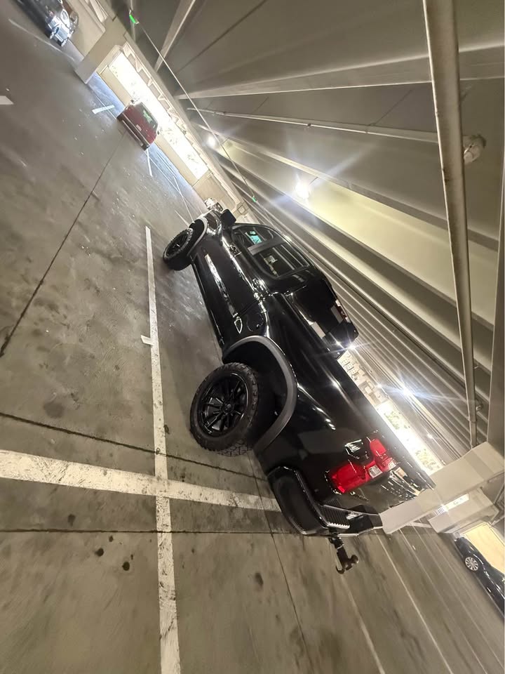 2022 Chevrolet ZR2 · Black in Fremont, CA (photo 3) — photo 3