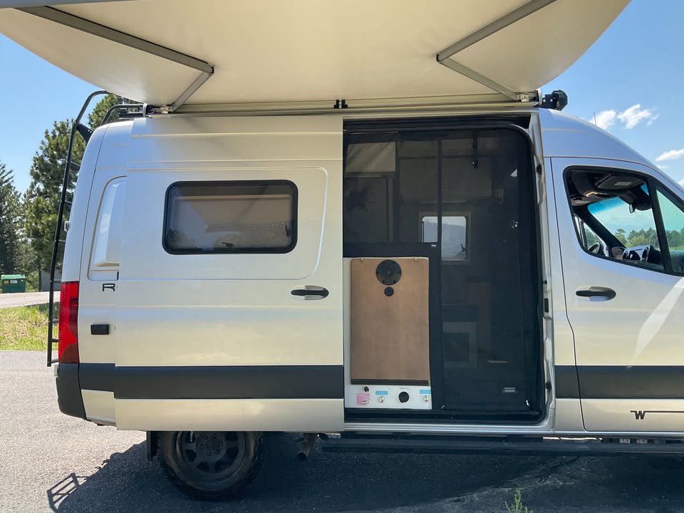 2020 Mercedes-Benz winnebago revel 44e 4x4 in Golden, CO (photo 4)
