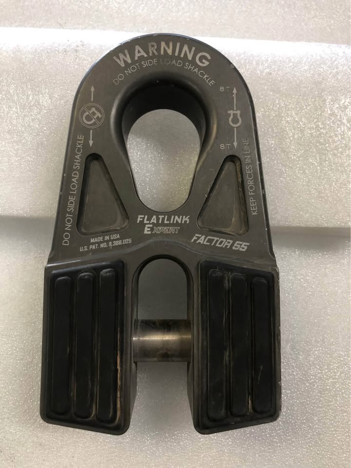 Factor 55 flat link expert closed winch shackle in Burbank, CA (photo 4) — photo 4