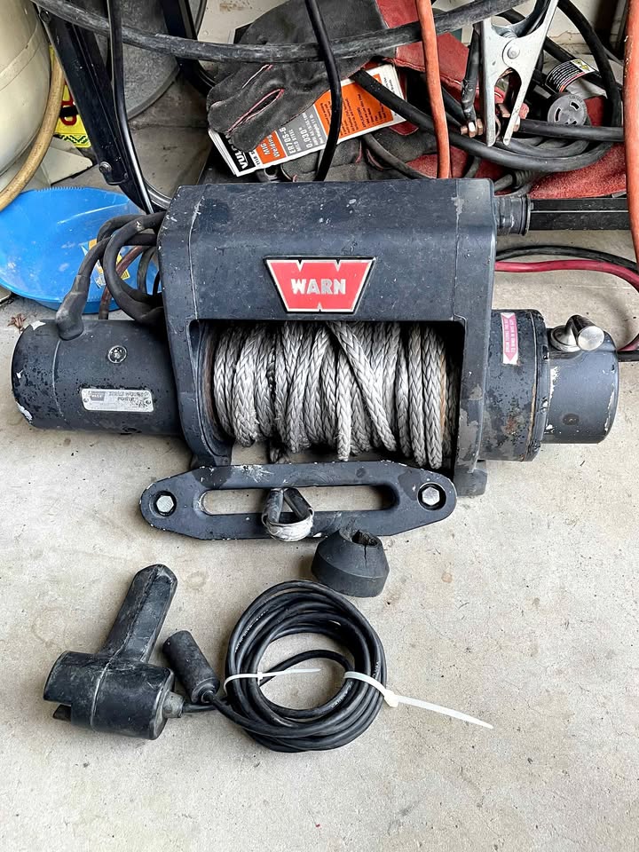Warn winch 10,000lb in Los Lunas, NM (photo 1) — photo 1