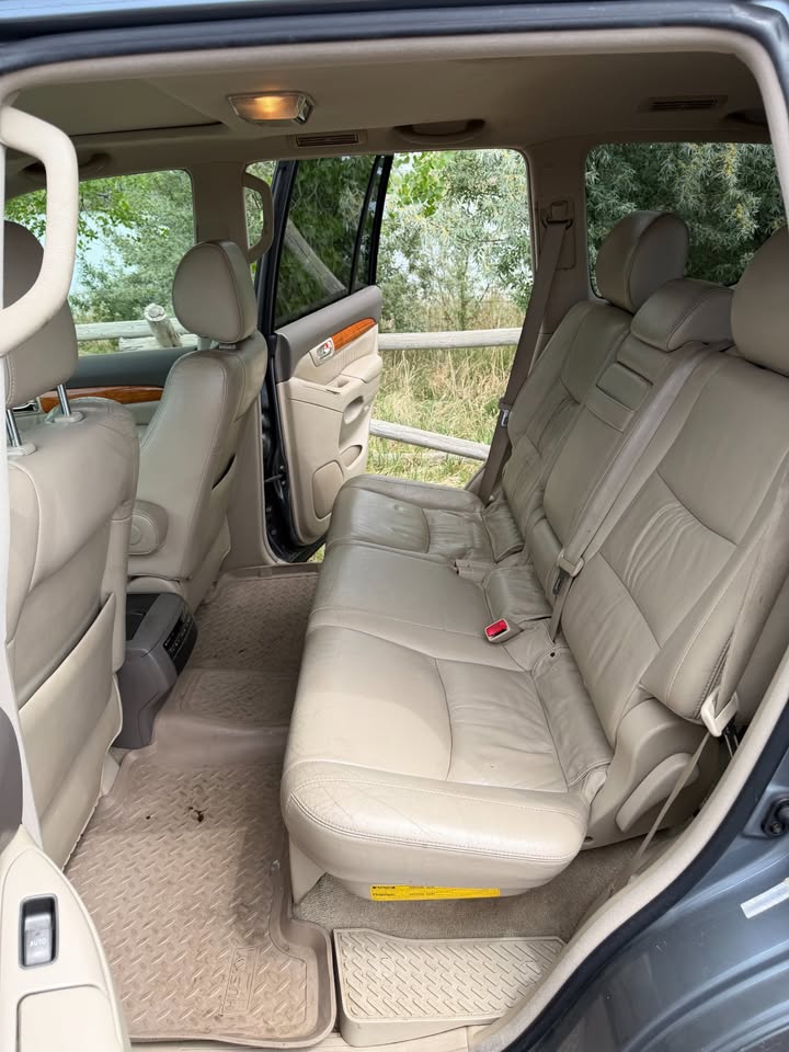 2005 Lexus GX · GX 470 Sport Utility 4D in Fort Collins, CO (photo 8) — photo 8