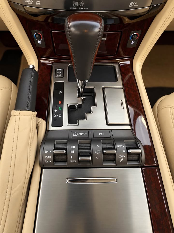 2011 Lexus LX · LX 570 Sport Utility 4D in San Tan Valley, AZ (photo 8) — photo 8