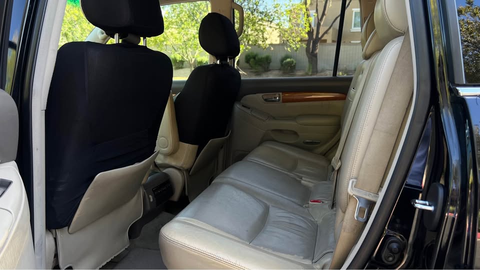2005 Lexus GX · GX 470 Sport Utility 4D in Gilbert, AZ (photo 8) — photo 8