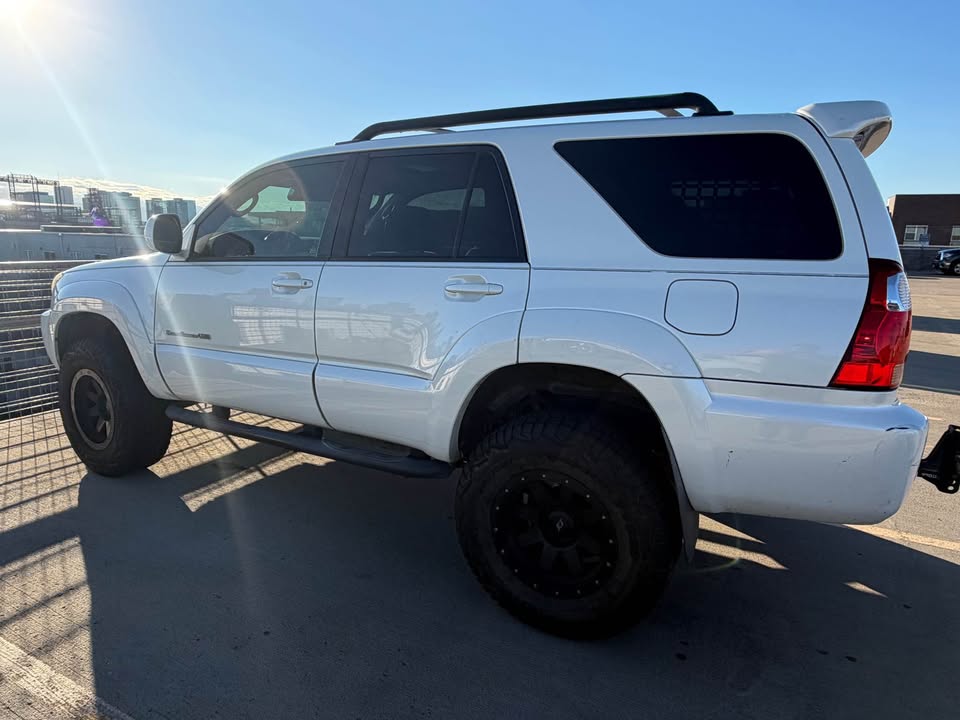 Toyota 4Runner Urban Runner 4WD 2008 in Denver, CO (photo 8) — photo 8