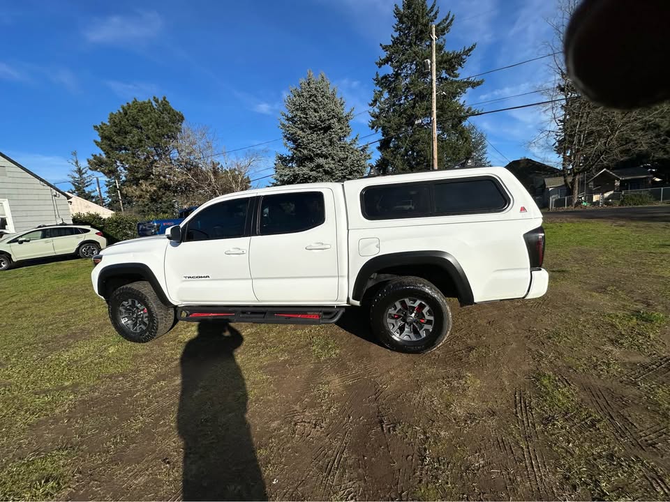 2018 Toyota Tacoma in Portland, OR (photo 4) — photo 4