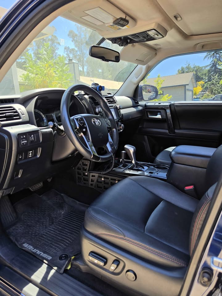 2019 Toyota 4Runner · TRD Off-Road Premium Sport Utility 4D in Rohnert Park, CA (photo 7) — photo 7