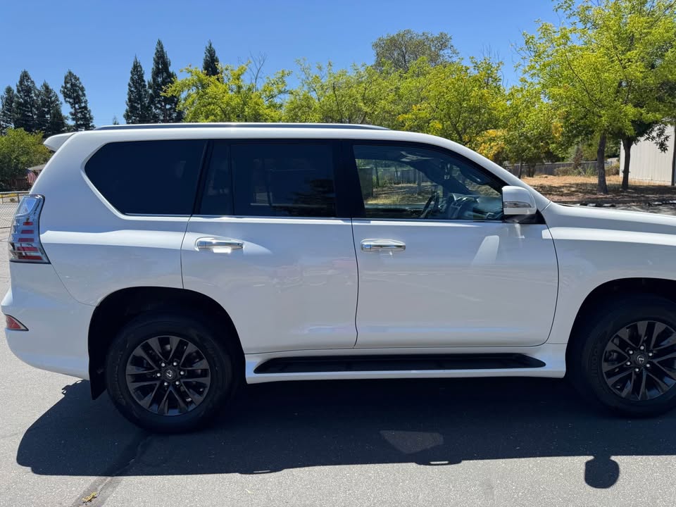 2021 Lexus GX · GX 460 Premium Sport Utility 4D in Granite Bay, CA (photo 7) — photo 7