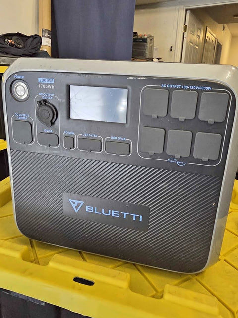 Bluetti AC200P Portable Power Station | 2,000W 1,700Wh