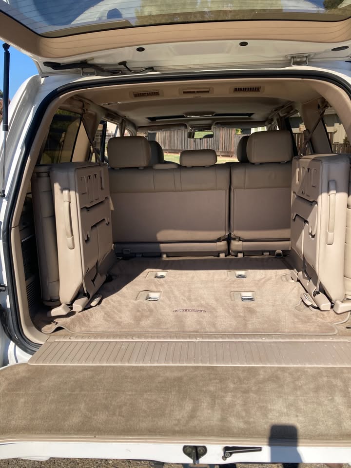 2000 Toyota Land Cruiser in Turlock, CA (photo 9) — photo 9