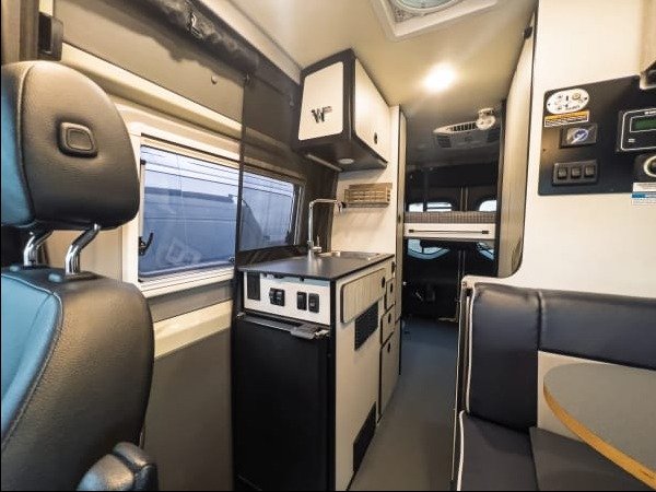 2023 Winnebago REVEL BMB44E in Phoenix, AZ (photo 9) — photo 9