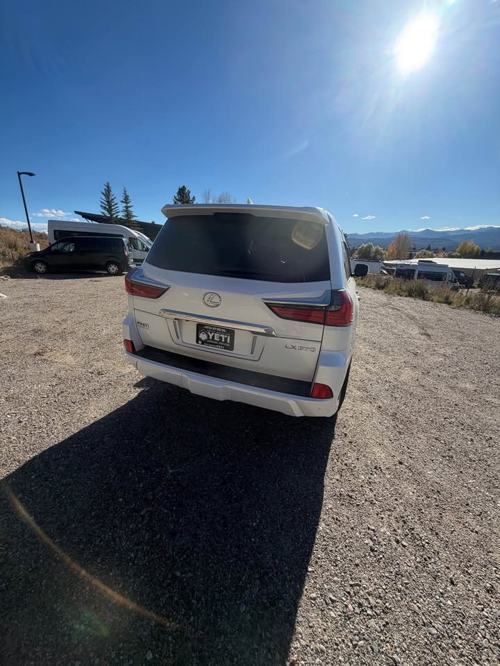 2019 Lexus LX · LX 570 Sport Utility 4D in Jackson, WY (photo 9) — photo 9